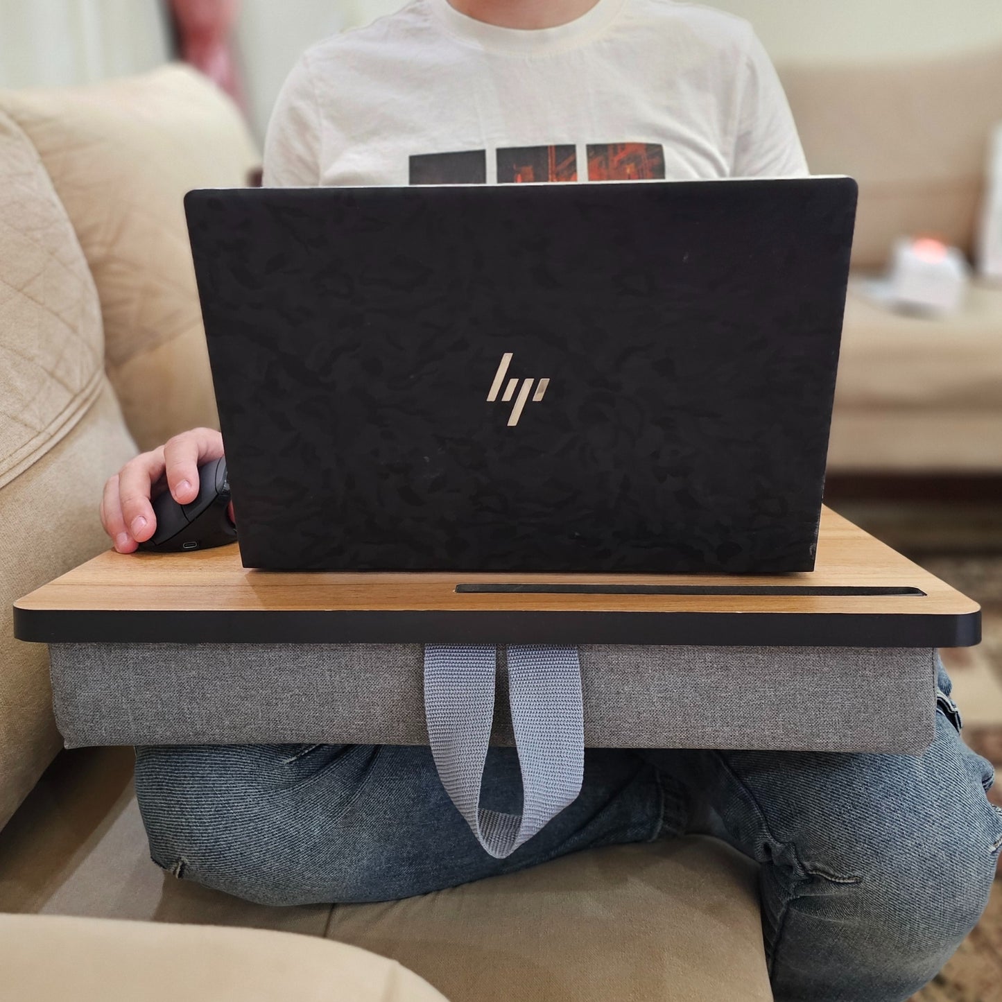 Lab Desk for Laptop - مسند لابتوب للحجر