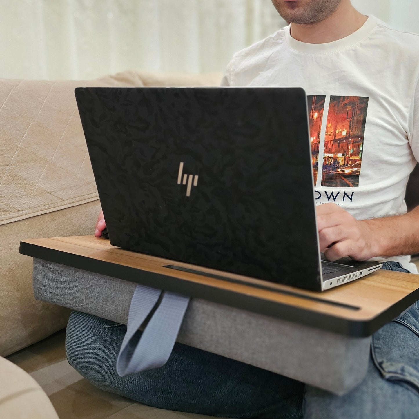 Lab Desk for Laptop - مسند لابتوب للحجر