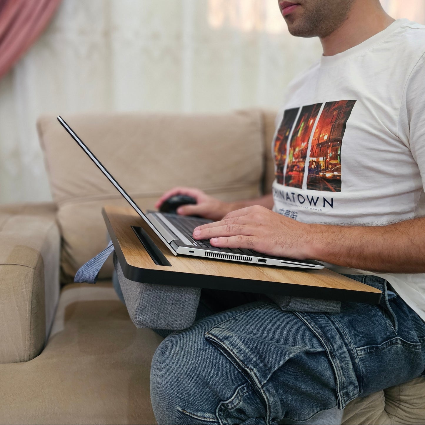 Lab Desk for Laptop - مسند لابتوب للحجر